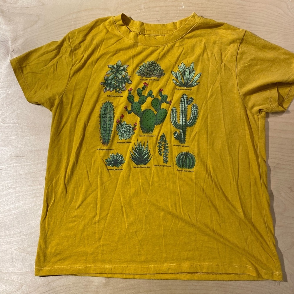 Fifth Sun Yellow Graphic Cactus Print Tee Large (PQ)